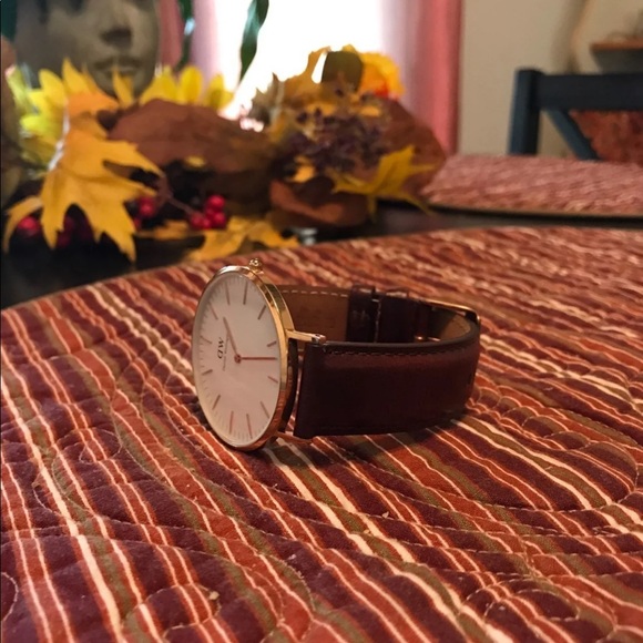 Daniel Wellington 36mm Watch - Picture 2 of 8